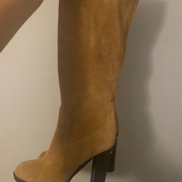 Michael Kors Tan Heeled Boots - Picture 1 of 7